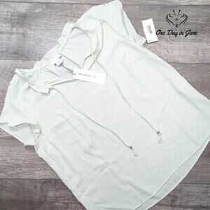 Worthington Short Sleeve Ruffle Top Size M